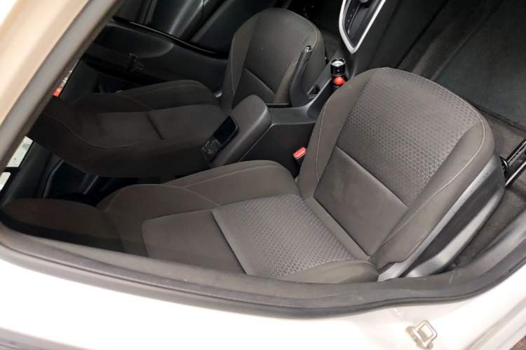 Used Chevrolet Cavalier 2022 325T Automatic Enjoyment Edition Right Front Seat