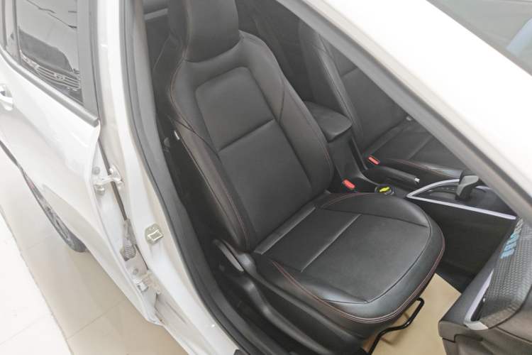 Used Chevrolet Cavalier 2022 Redline 325T Automatic Xinyao Edition Right Front Seat
