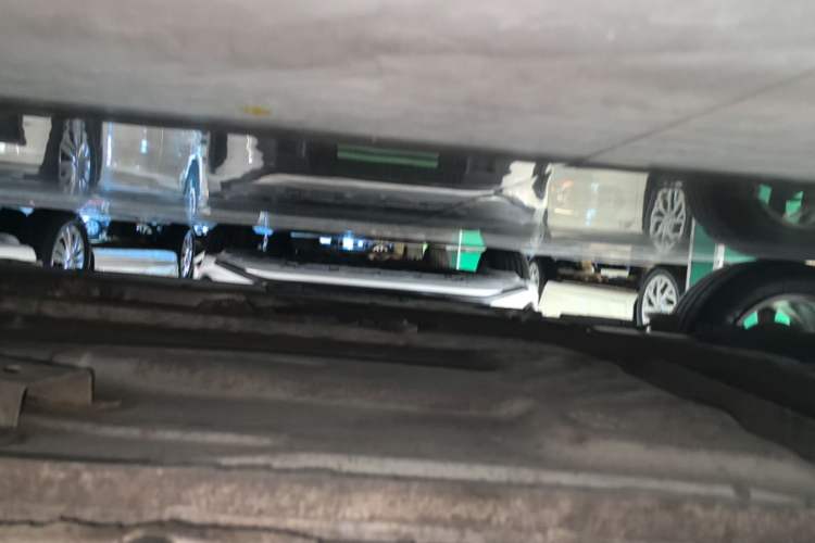 Used Chevrolet Cavalier 2022 325T Automatic Enjoyment Edition Right Side Sill