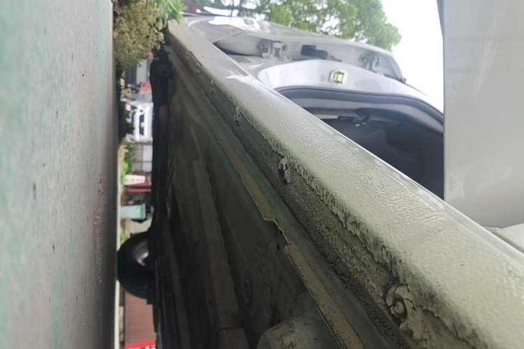 Used Chevrolet Cavalier 2022 325T Automatic Enjoyment Edition Right Side Sill