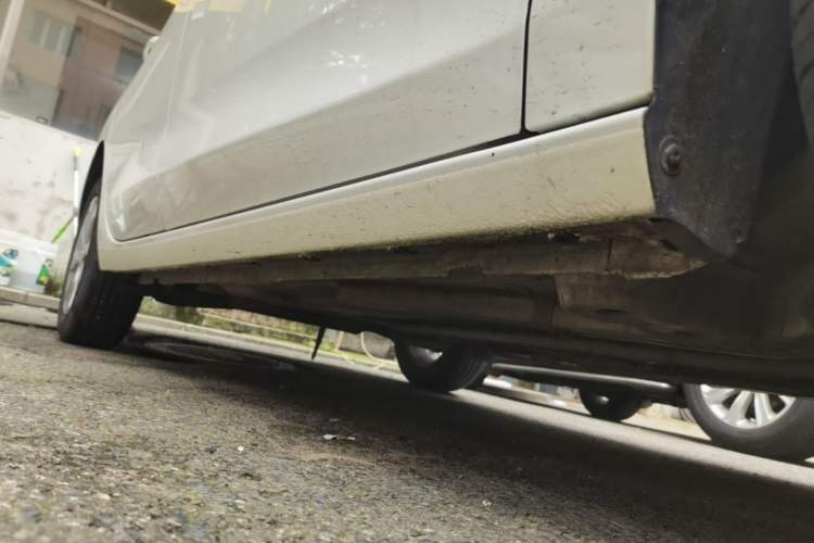 Used Chevrolet Cavalier 2022 325T Automatic Enjoyment Edition Right Side Sill