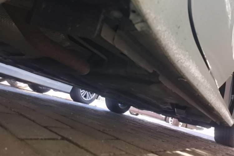 Used Chevrolet Cavalier 2022 325T Automatic Enjoyment Edition Right Side Sill