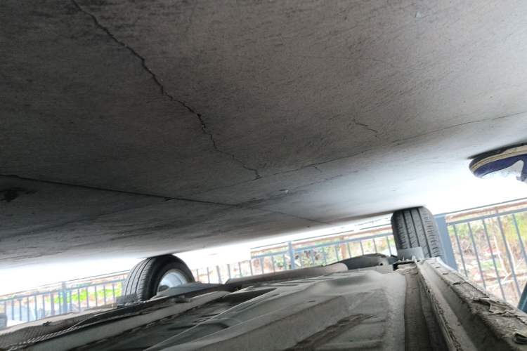 Used Chevrolet Cavalier 2022 325T Automatic Enjoyment Edition Right Side Sill