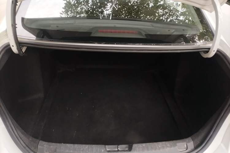 Used Chevrolet Cavalier 2022 325T Automatic Enjoyment Edition Trunk