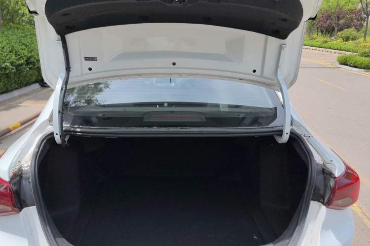 Used Chevrolet Cavalier 2022 325T Automatic Enjoyment Edition Trunk