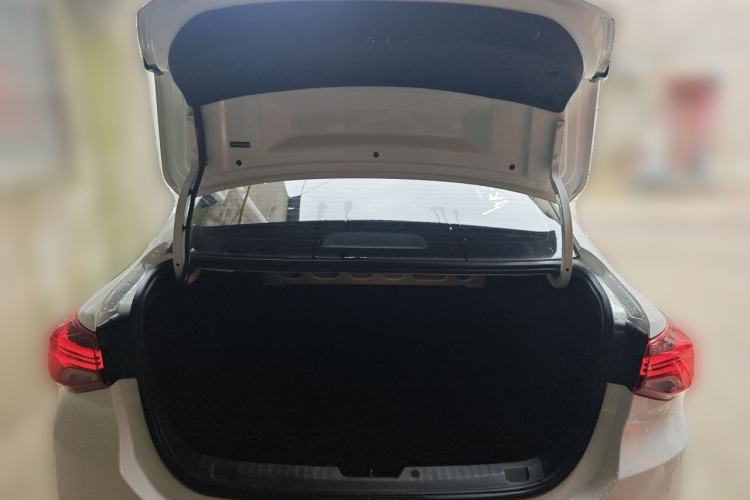 Used Chevrolet Cavalier 2022 325T Automatic Enjoyment Edition Trunk