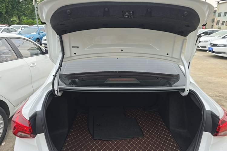 Used Chevrolet Cavalier 2022 325T Automatic Enjoyment Edition Trunk