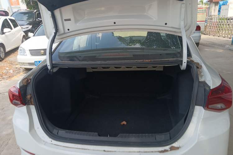 Used Chevrolet Cavalier 2022 325T Automatic Enjoyment Edition Trunk