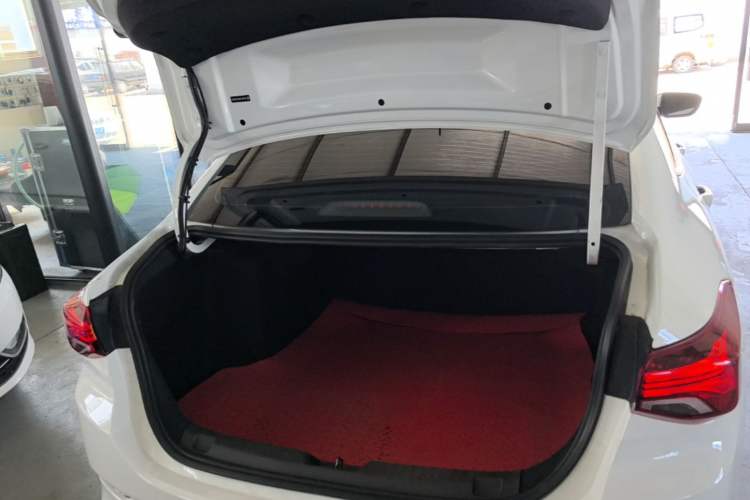 Used Chevrolet Cavalier 2022 325T Automatic Enjoyment Edition Trunk
