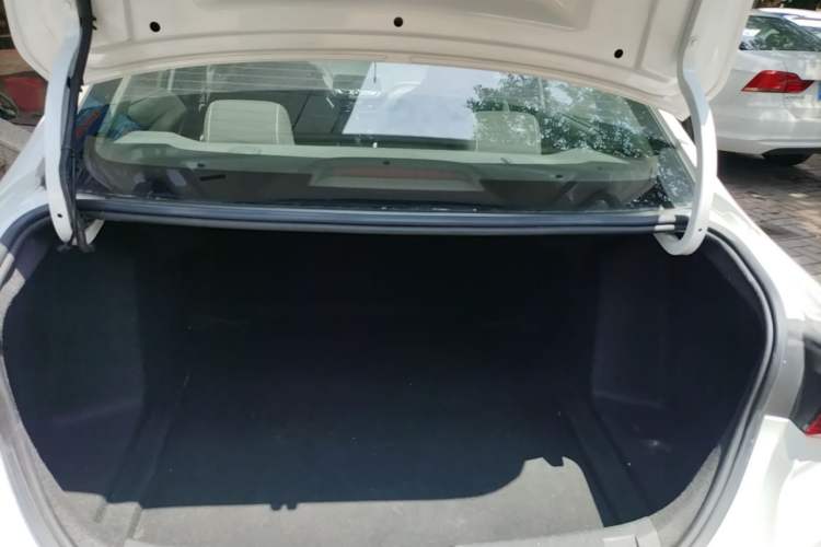 Used Chevrolet Cavalier 2022 325T Automatic Enjoyment Edition Trunk