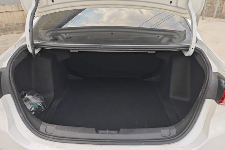 Used Chevrolet Cavalier 2022 325T Automatic Enjoyment Edition Trunk
