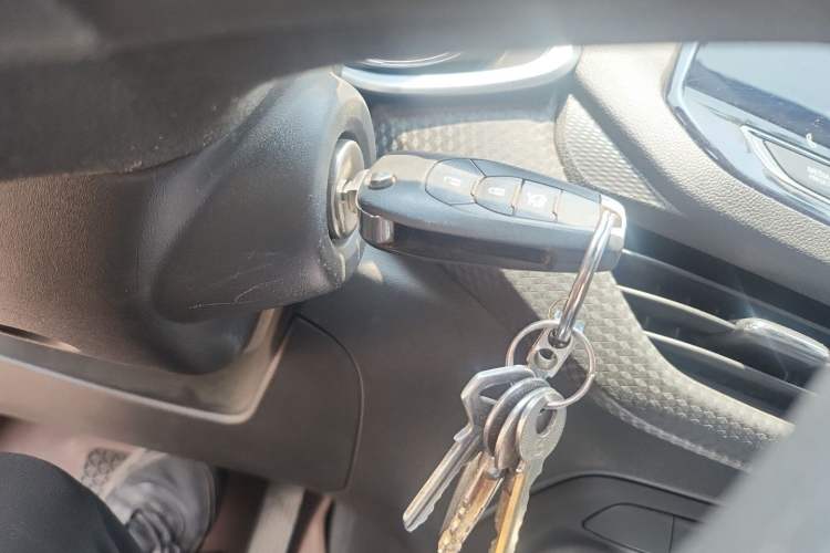 Used Chevrolet Cavalier 2022 325T Automatic Enjoyment Edition Vehicle Key