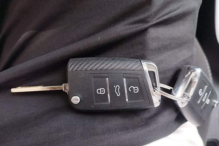 Used Chevrolet Cavalier 2022 325T Automatic Enjoyment Edition Vehicle Key