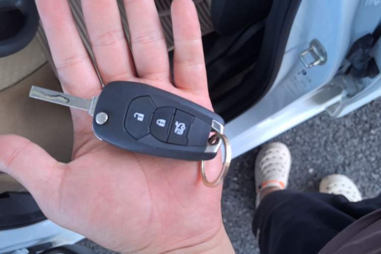 Used Chevrolet Cavalier 2022 325T Automatic Enjoyment Edition Vehicle Key