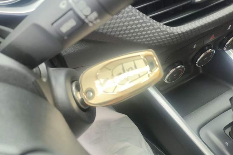 Used Chevrolet Cavalier 2022 325T Automatic Enjoyment Edition Vehicle Key