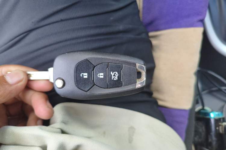 Used Chevrolet Cavalier 2022 325T Automatic Enjoyment Edition Vehicle Key