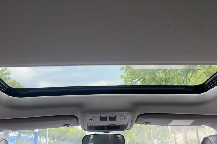 Used Chevrolet Cruze 2018 320 Automatic Pioneer Sunroof Edition Headliner