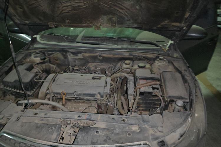 Used Chevrolet Cruze 2009 1.6L SL MT Engine Bay