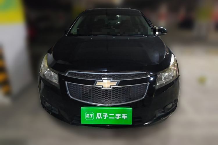 Used Chevrolet Cruze 2009 1.6L SE MT Front
