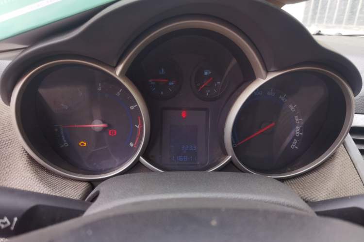 Used Chevrolet Cruze 2009 1.6L SE MT Instrument Cluster
