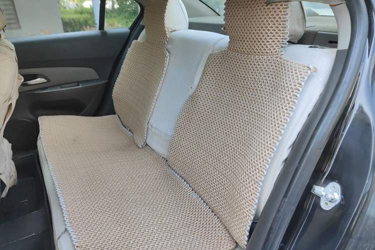 Used Chevrolet Cruze 2009 1.6L SL MT Left Rear Seat