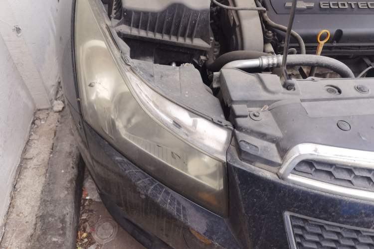 Used Chevrolet Cruze 2009 1.6L SE MT Right Front Headlight