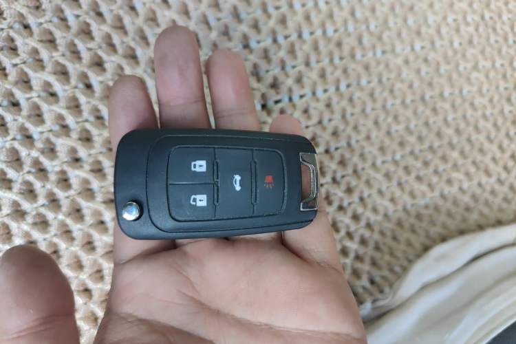 Used Chevrolet Cruze 2009 1.6L SL MT Vehicle Key