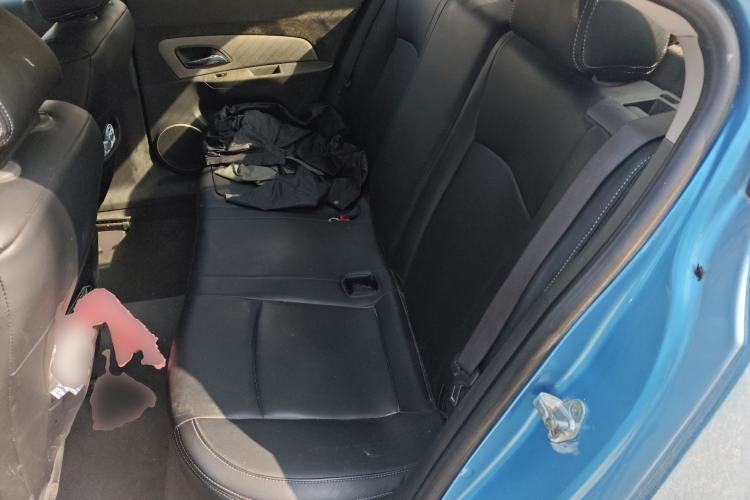 Used Chevrolet Cruze 2009 1.6L SE MT Left Rear Seat