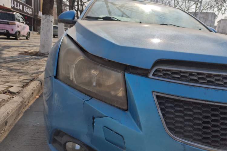 Used Chevrolet Cruze 2009 1.6L SE MT Right Front Headlight