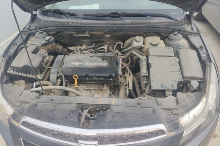 Used Chevrolet Cruze 2009 1.6L SL MT Engine Bay