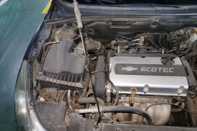 Used Chevrolet Cruze 2009 1.8L SX Automatic Engine Bay Right