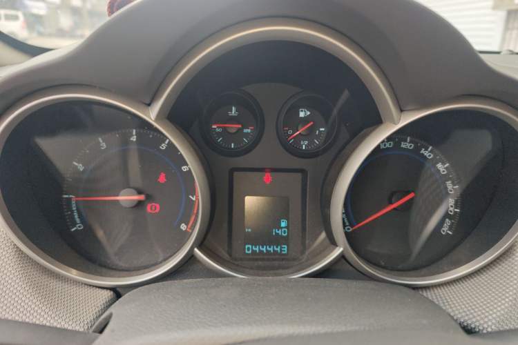 Used Chevrolet Cruze 2009 1.6L SE MT Instrument Cluster