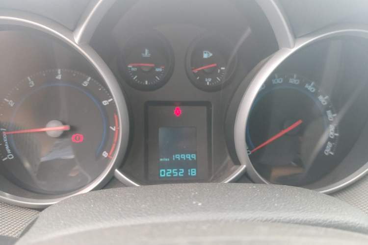 Used Chevrolet Cruze 2009 1.6L SL MT Instrument Cluster