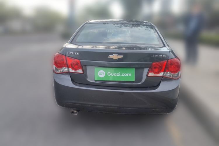 Used Chevrolet Cruze 2009 1.6L SE MT Rear