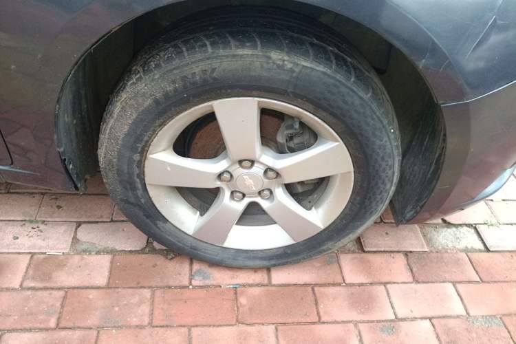 Used Chevrolet Cruze 2009 1.8L SE AT Right Front Wheel Hub