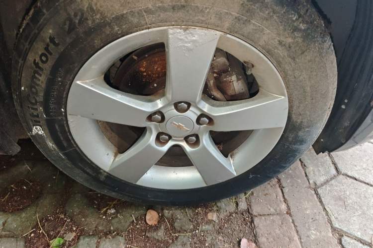 Used Chevrolet Cruze 2009 1.6L SE MT Right Front Wheel Hub