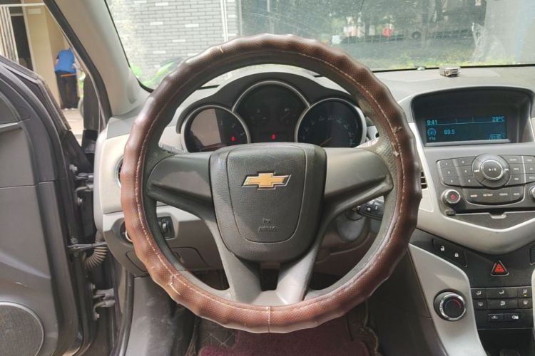 Used Chevrolet Cruze 2009 1.6L SE MT Steering Wheel