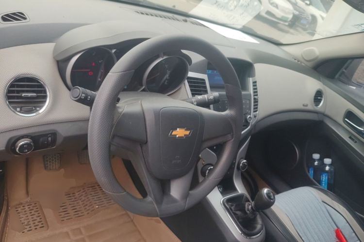 Used Chevrolet Cruze 2009 1.6L SL MT Steering Wheel