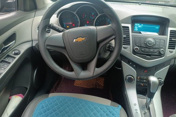 Used Chevrolet Cruze 2009 1.8L SE AT Steering Wheel