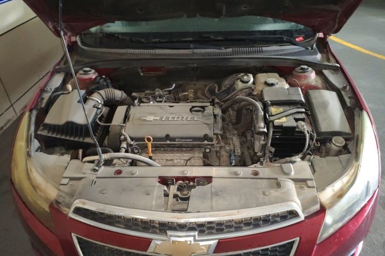Used Chevrolet Cruze 2009 1.6L SE MT Engine Bay