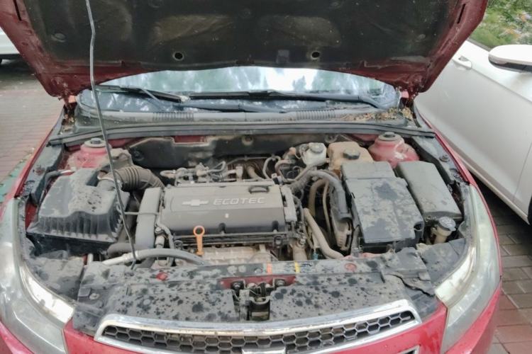 Used Chevrolet Cruze 2009 1.6L SE Automatic Engine Bay