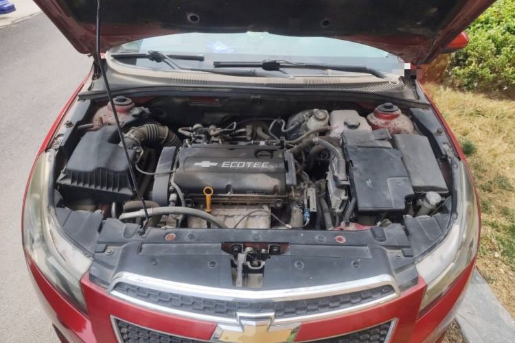 Used Chevrolet Cruze 2009 1.6L SE MT Engine Bay