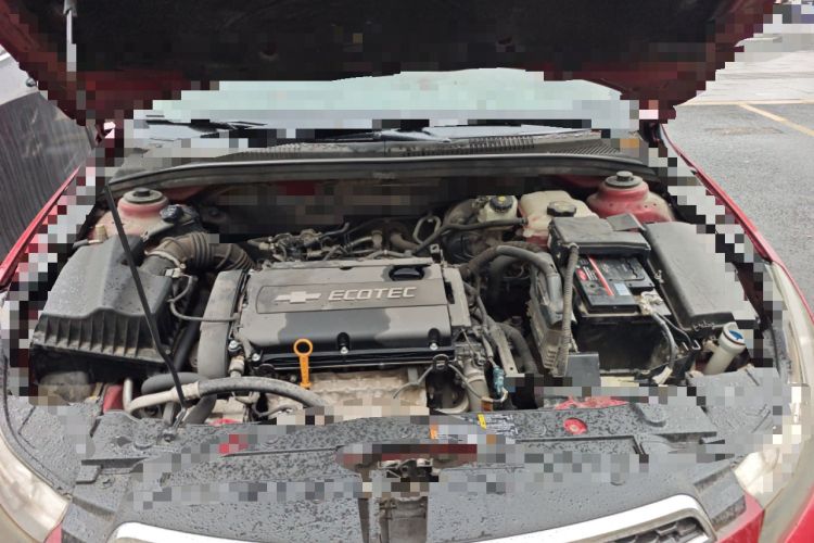 Used Chevrolet Cruze 2009 1.6L SE MT Engine Bay