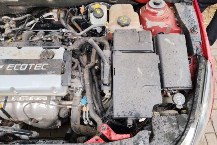 Used Chevrolet Cruze 2009 1.6L SE Automatic Engine Bay Left