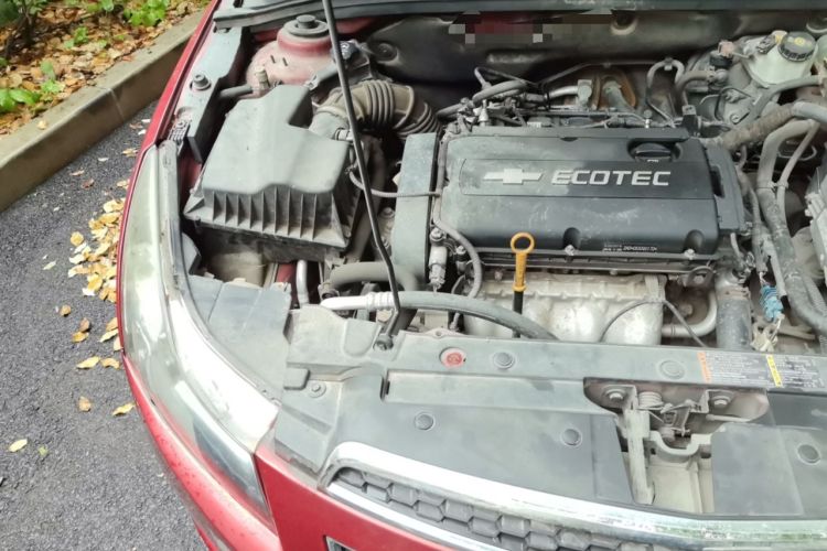 Used Chevrolet Cruze 2009 1.8L SX Automatic Engine Bay Right
