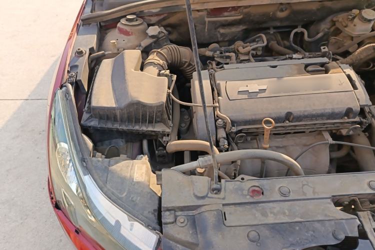 Used Chevrolet Cruze 2009 1.6L SL MT Engine Bay Right