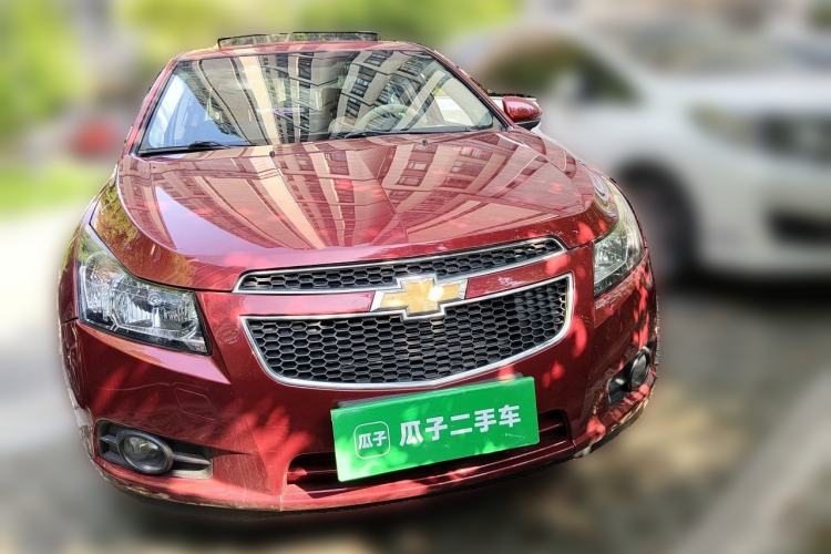 Used Chevrolet Cruze 2009 1.6L SE MT Front