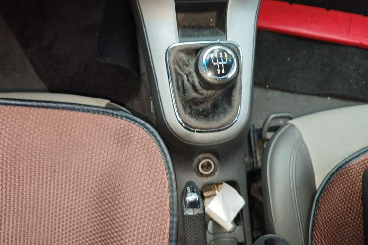 Used Chevrolet Cruze 2009 1.6L SE MT Gear Lever