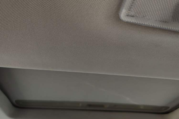Used Chevrolet Cruze 2009 1.6L SE MT Headliner