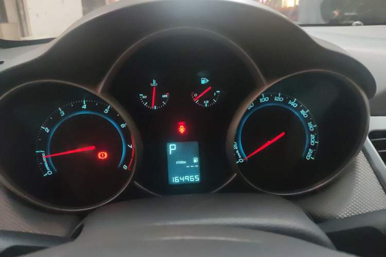 Used Chevrolet Cruze 2009 1.8L SE AT Instrument Cluster